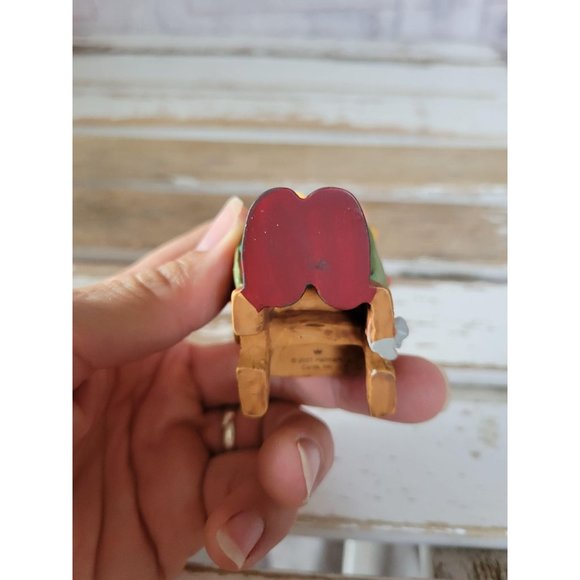 Hallmark Santa soldier toy making 2001 ornament Xm - Picture 7 of 7